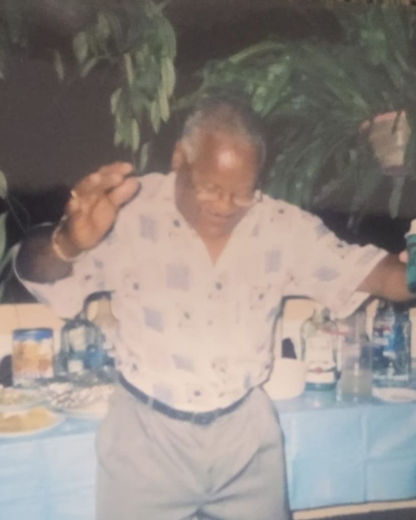 Roberto Cazado Guzmán Profile Photo