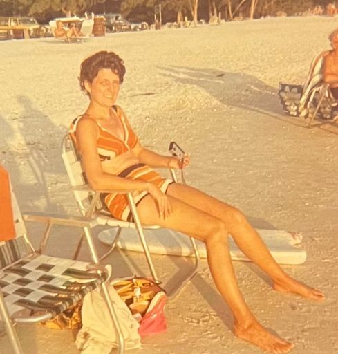 Betty L (Bradley)  Gillis photo gallery thumbnail 17 of 126