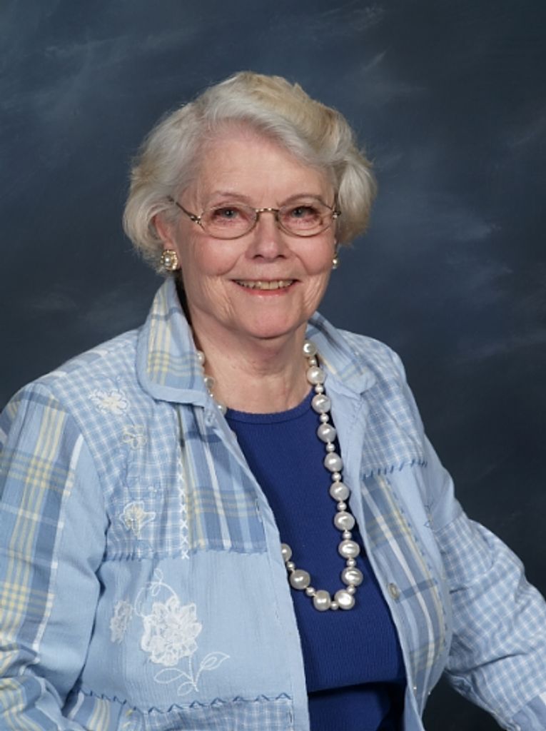 Retha Hale Dokupil Profile Photo