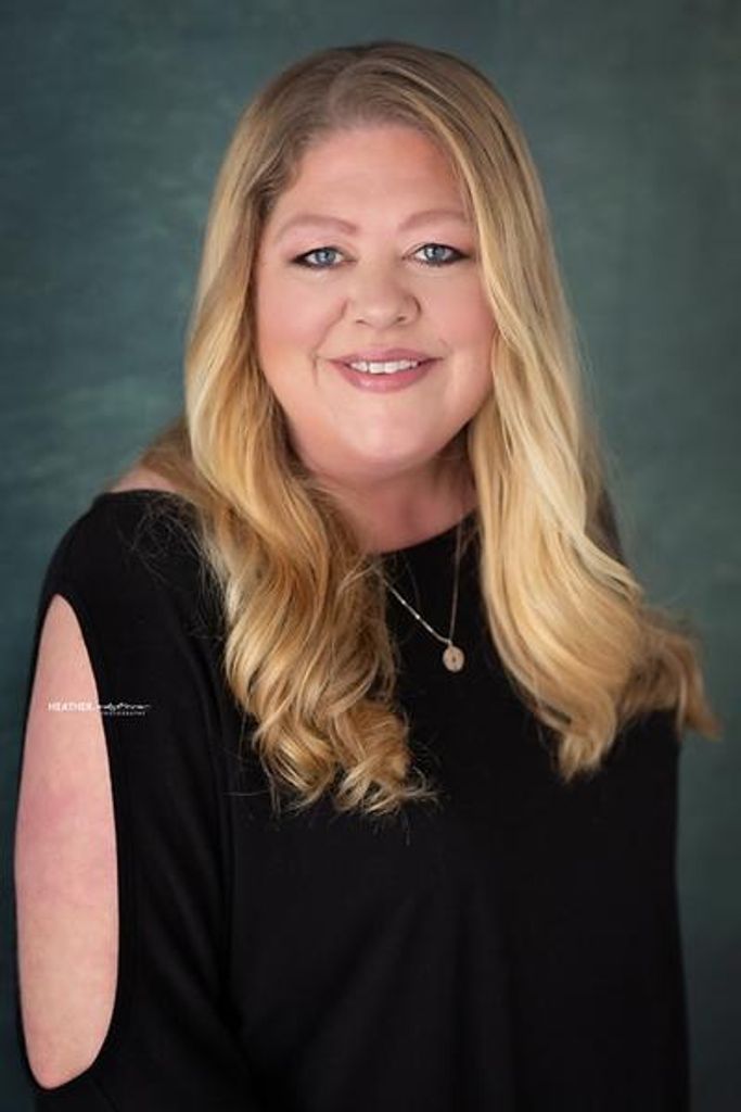 Julie Rebecca Brewer Profile Photo