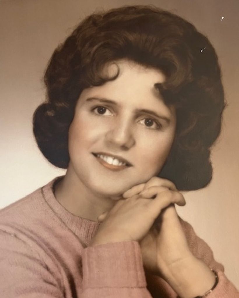 Idilia Gonsalves Profile Photo