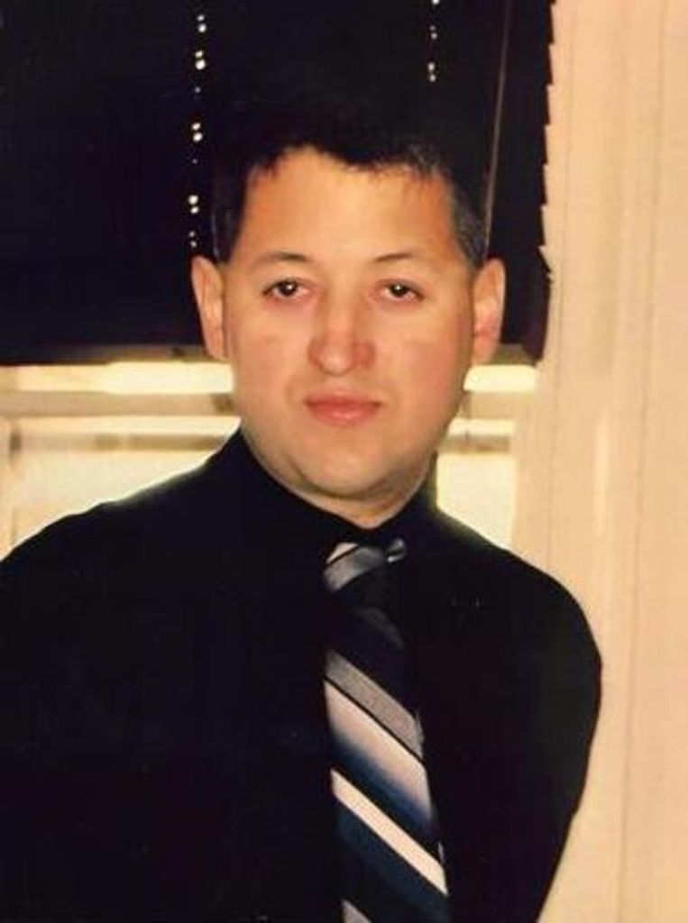 Roger Christopher Mendoza Profile Photo