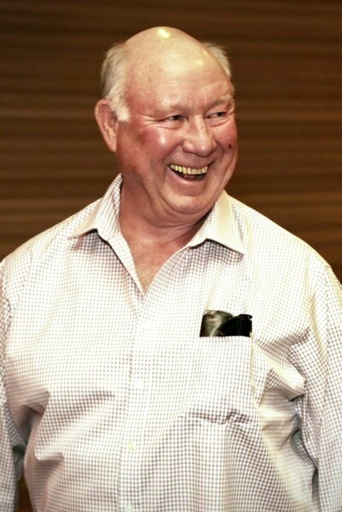 Kenneth Loren Gilbertson Profile Photo