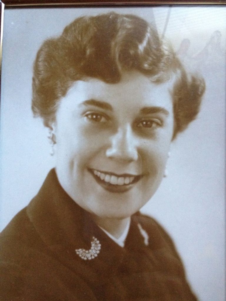 Rachel V. (Ouellette)  Morgan