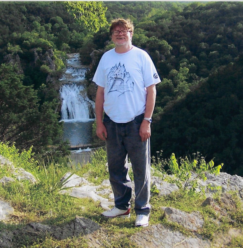 Robert Larry Russell Profile Photo