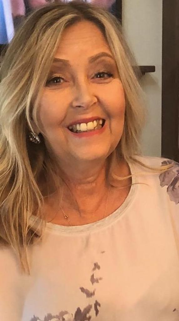 Julie Ann Bellott Profile Photo