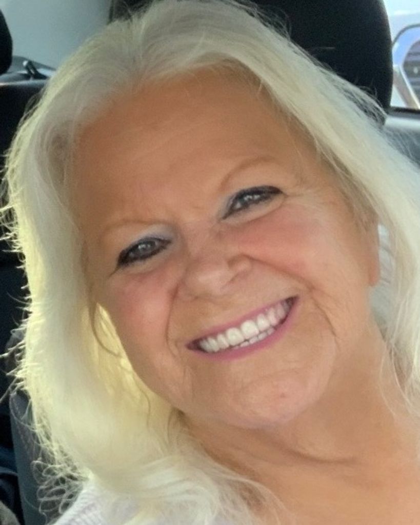 Veronica Sue Holcomb Profile Photo