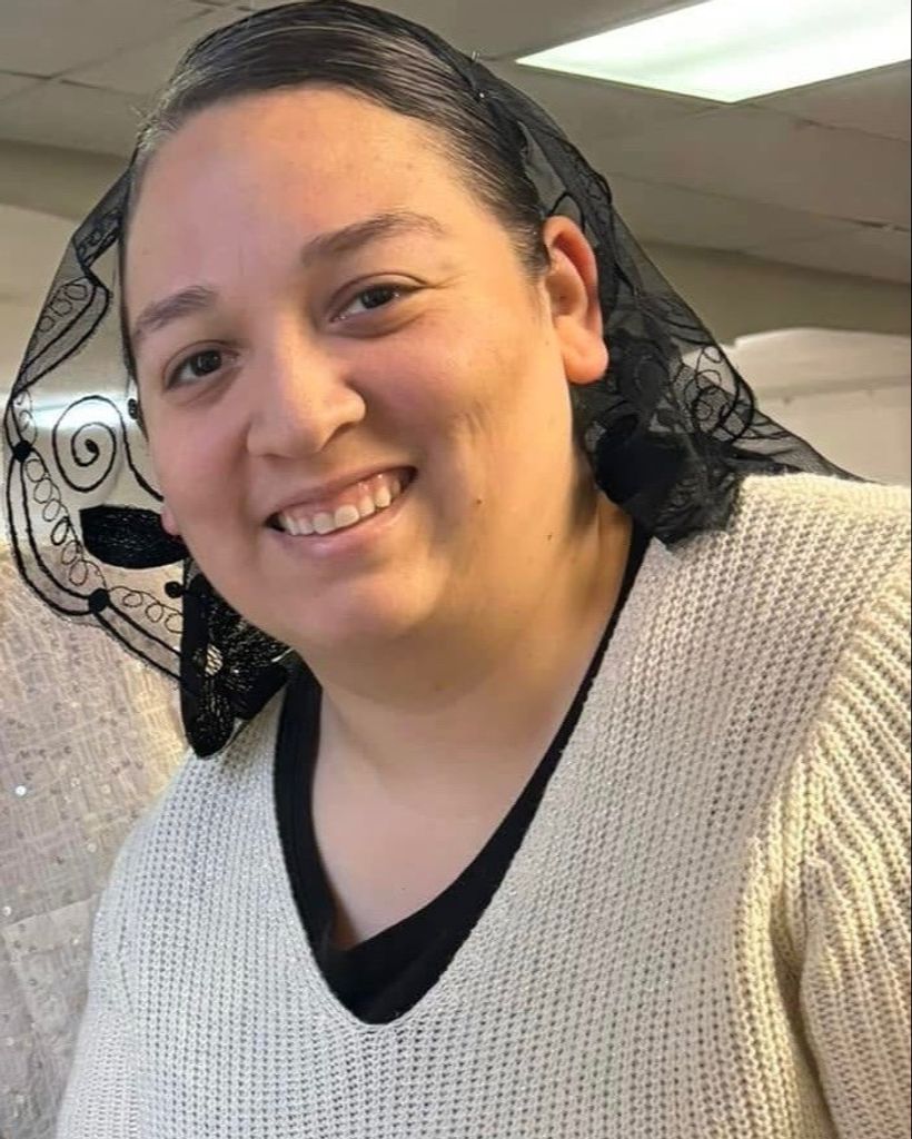 Rosa Elia Pegueros