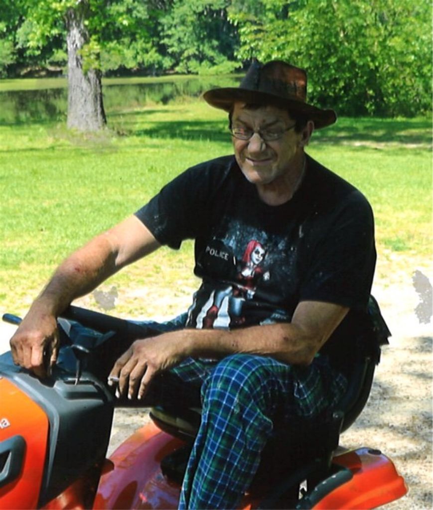 Robert Earl Davis