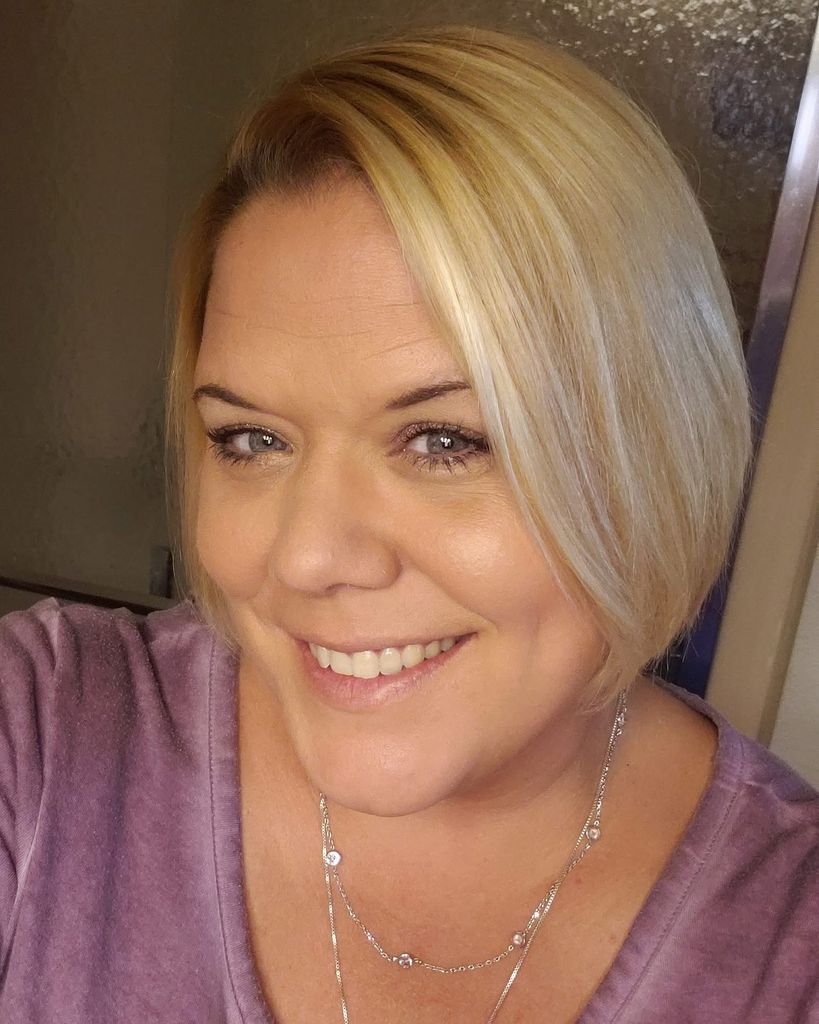 Holly Laree Jones Profile Photo