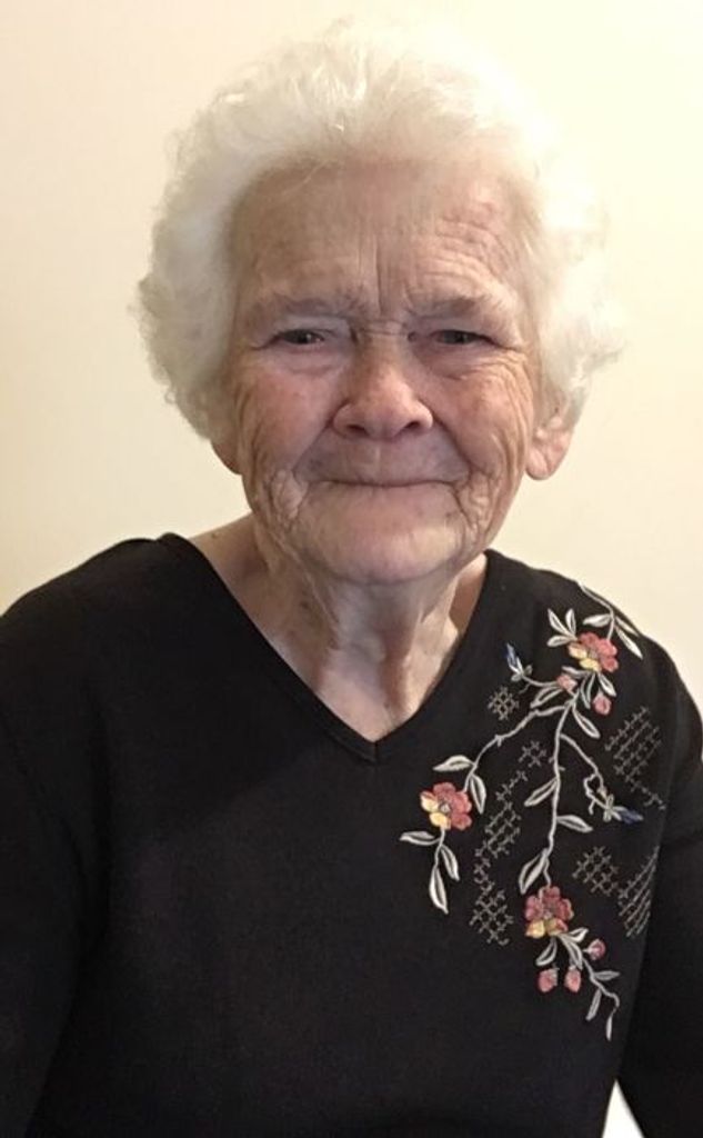 Jackie Louise Hoilman Profile Photo