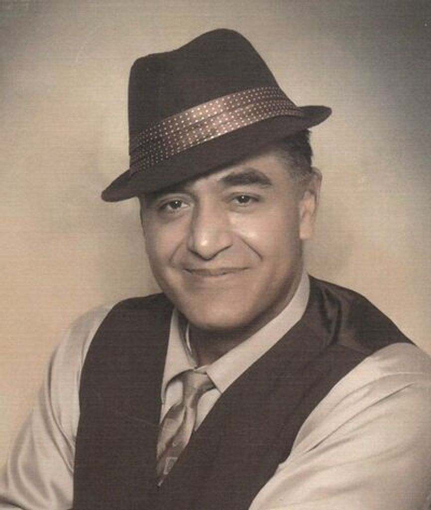 Amadeo Tapia Jr. Profile Photo