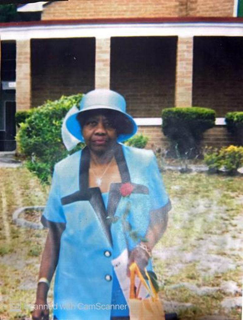 Mrs.Edlee Simmons Profile Photo