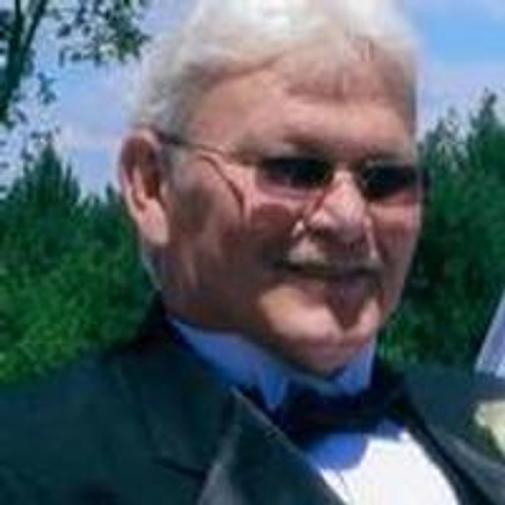 Roland  Vern Walker