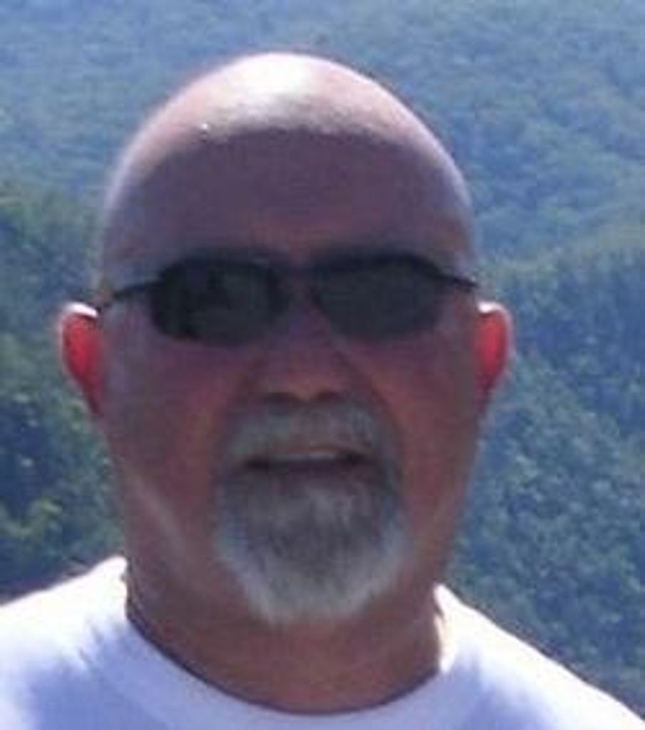 Charles Phillips Profile Photo