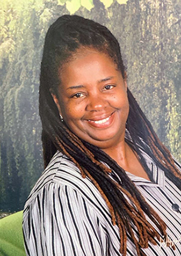 Christine Callens Lewis