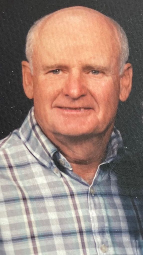 Lawrence (Larry) E. Donahue Profile Photo