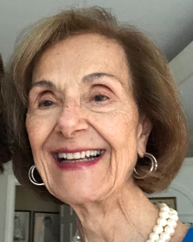 Lucy Stupenos Spell Profile Photo