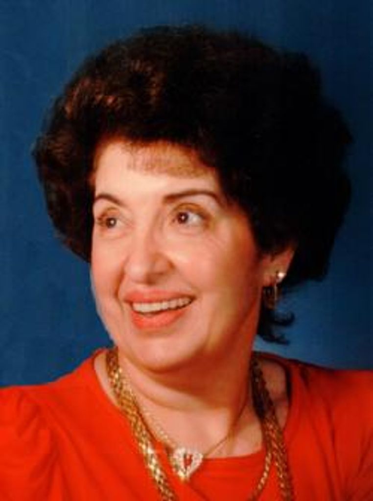 Ann Sakelson Alonso