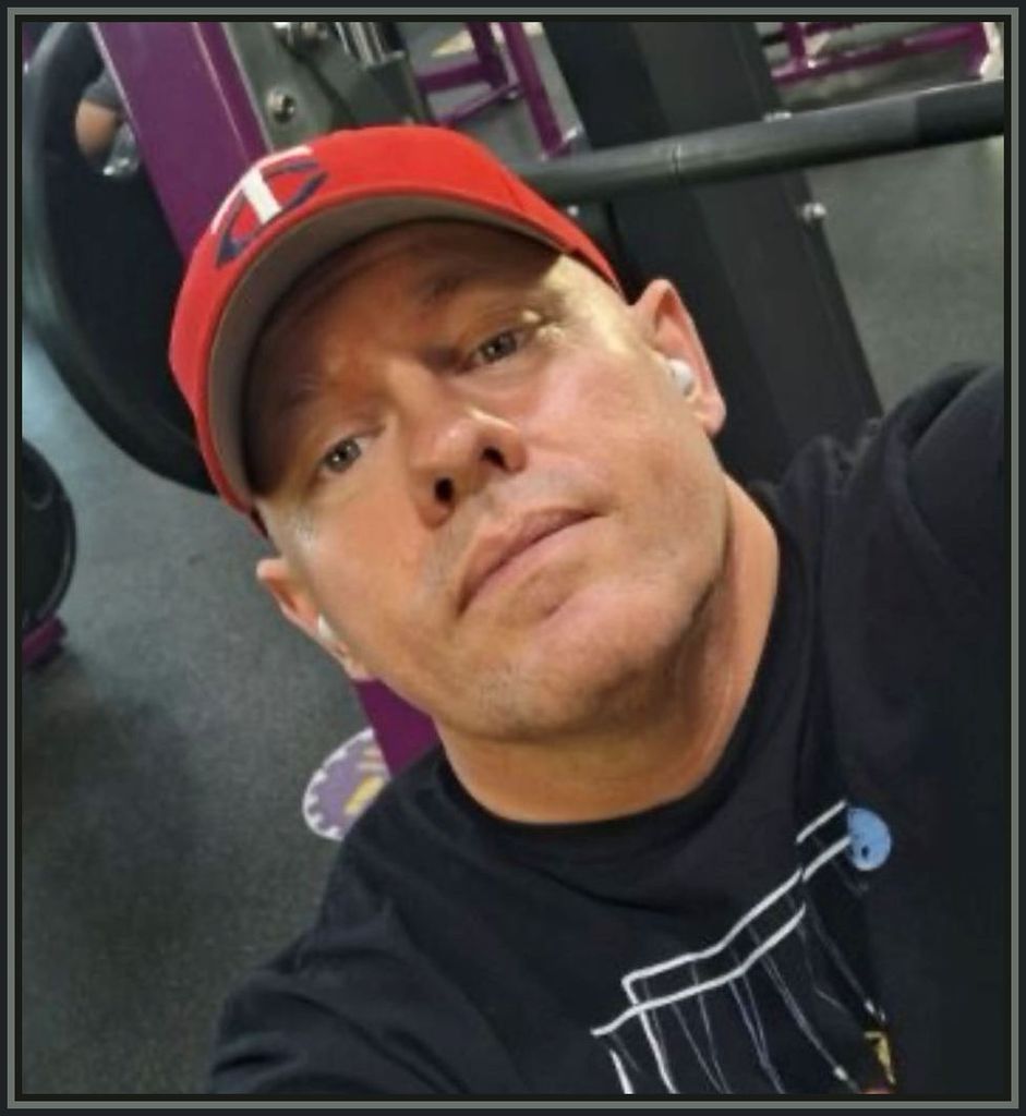Andrew J. Boswell Profile Photo