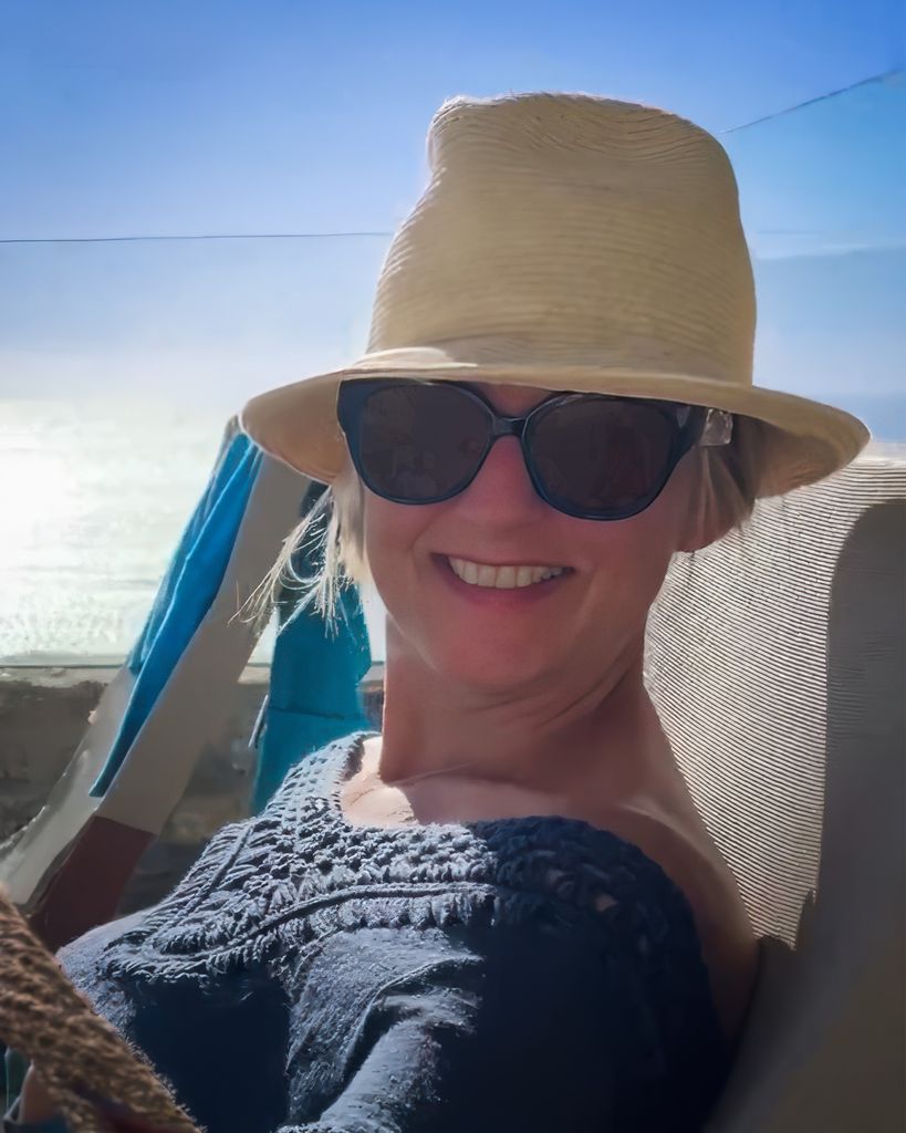Carolyn Julie Brayiannis