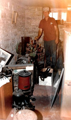 Tom D. East photo gallery thumbnail 156 of 183