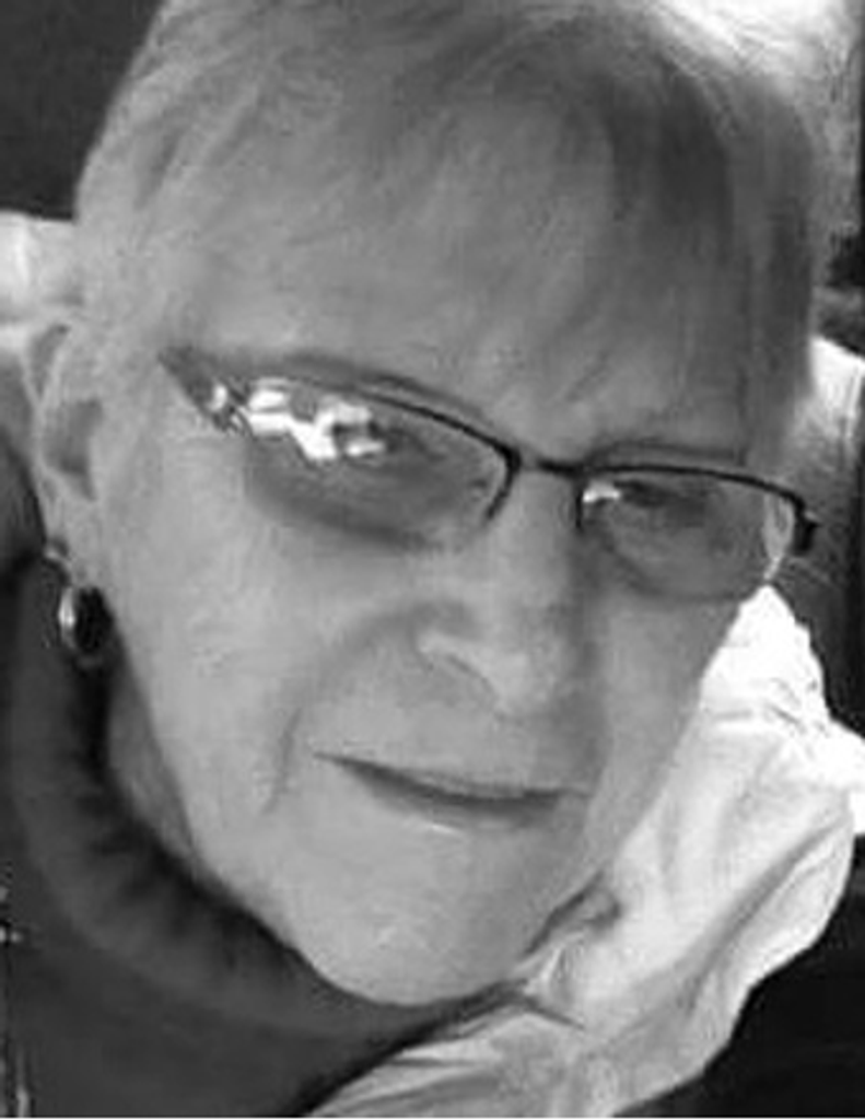 Evelyn "Toots" M (Lint) Pachuta