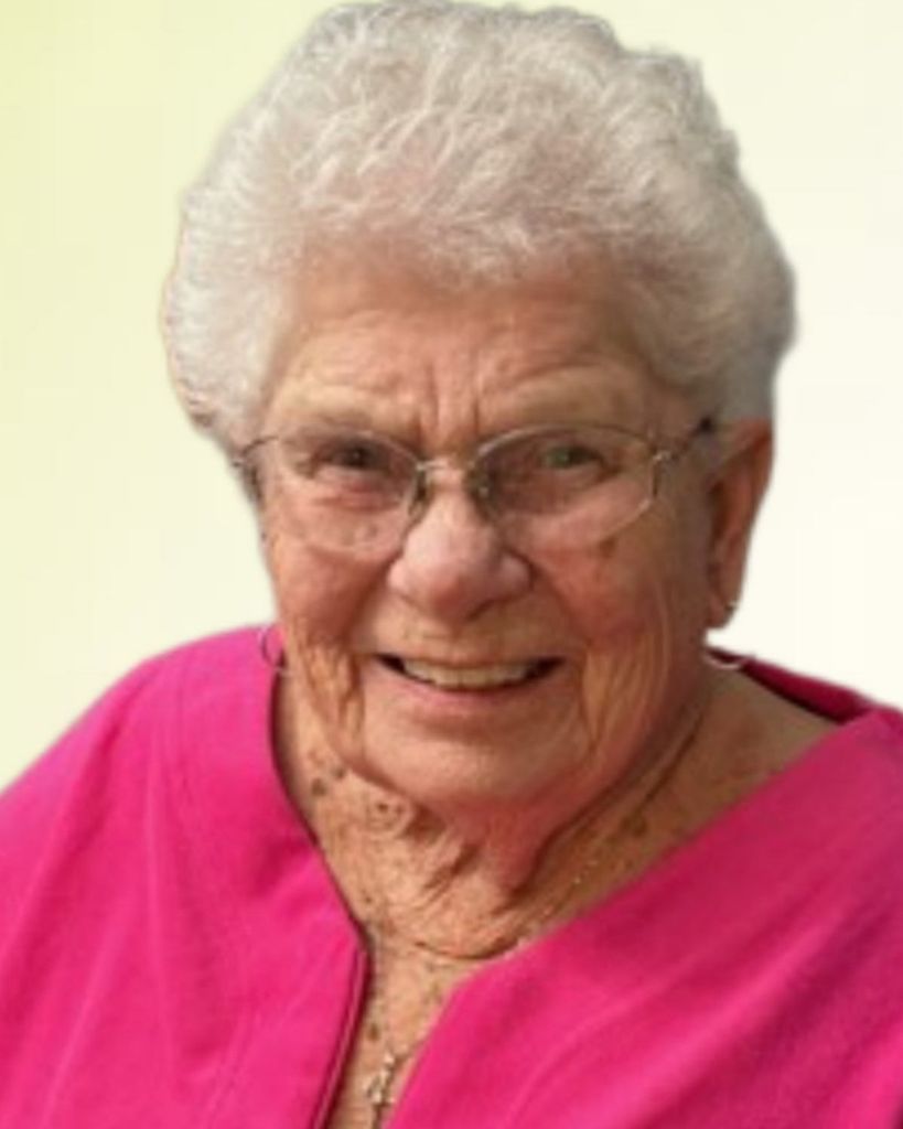 Linda (Momberg) Praska