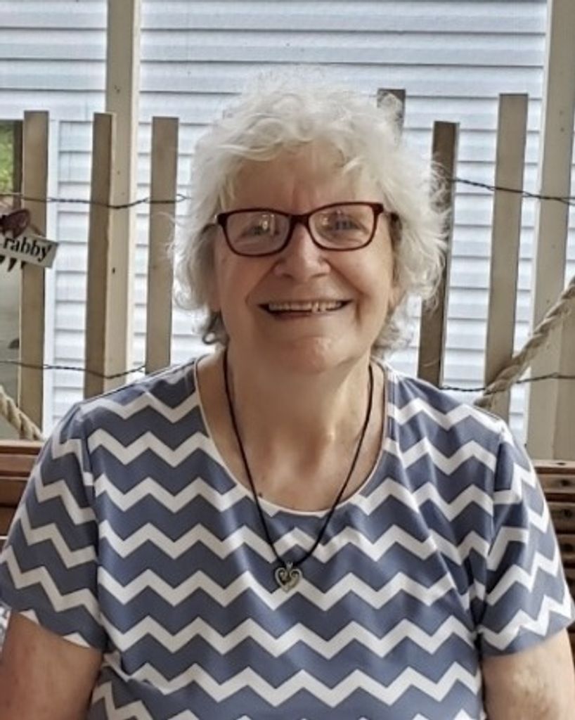 Mary Lou Holland Graves