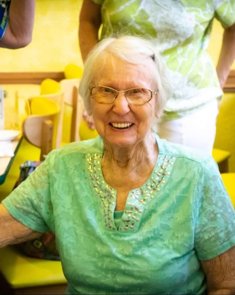Julia Carolyn Harris