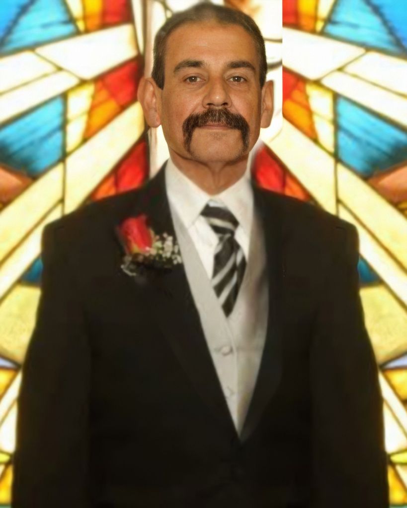 Roberto Espinoza Profile Photo