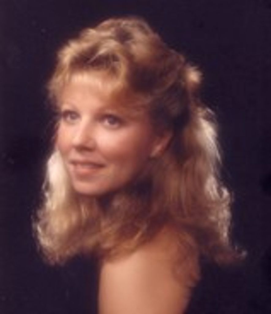 Holley Bea Golden Bell