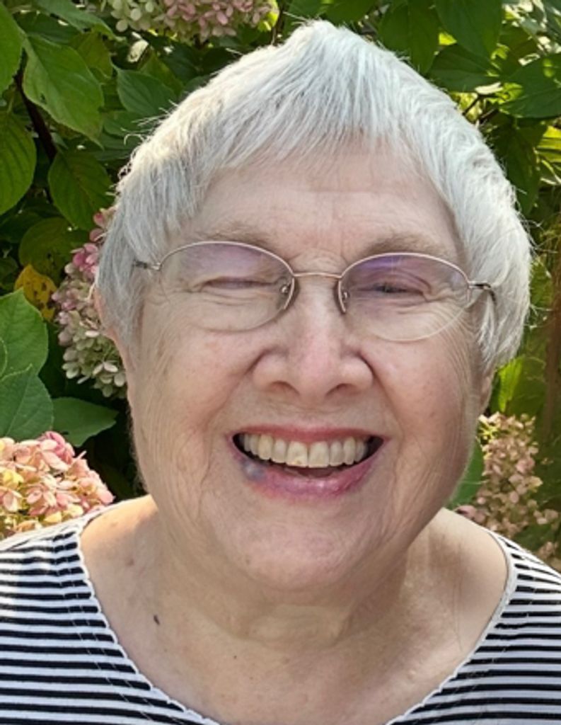 Barbara E. (Hussey)  Martinez