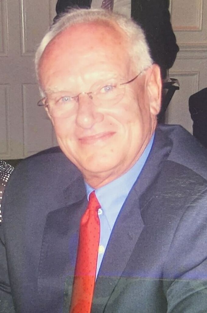 Emmett Michael Luescher Profile Photo