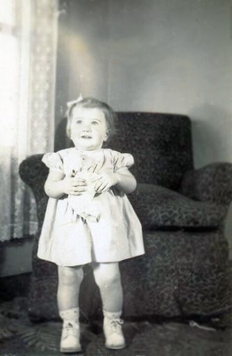 Phyllis Jordan photo gallery thumbnail 53 of 76