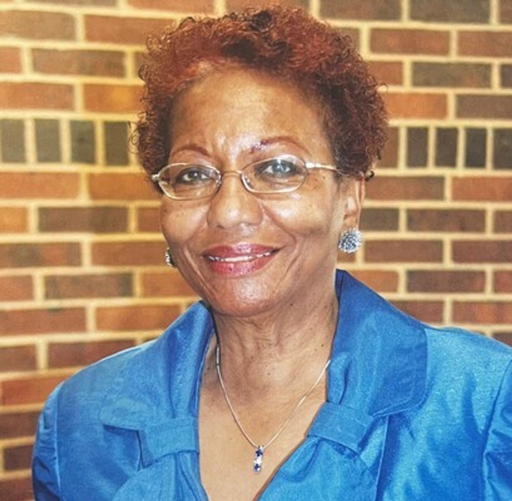 Darlene Lewis Profile Photo