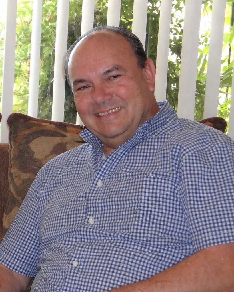 Rene T Moreno Profile Photo