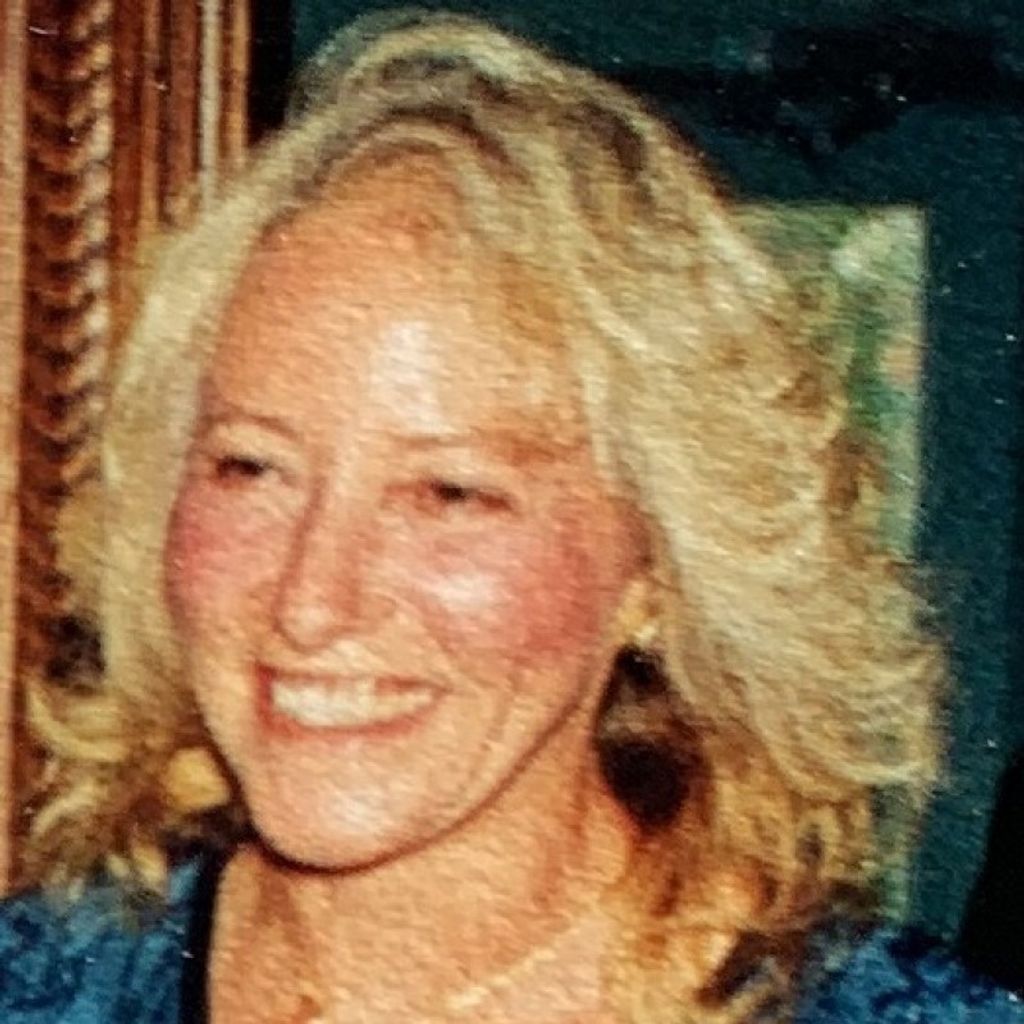 Mary Lou Cross Profile Photo