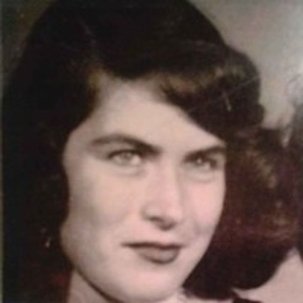Sarah Flourine Lewis Profile Photo