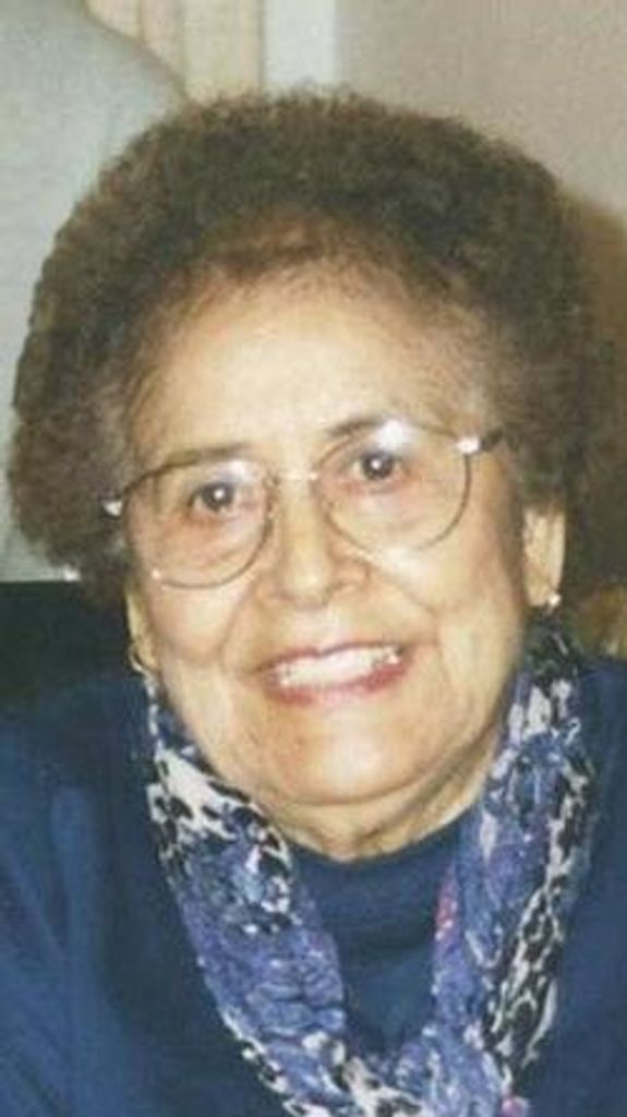Dorothy L. "Nina" Arias