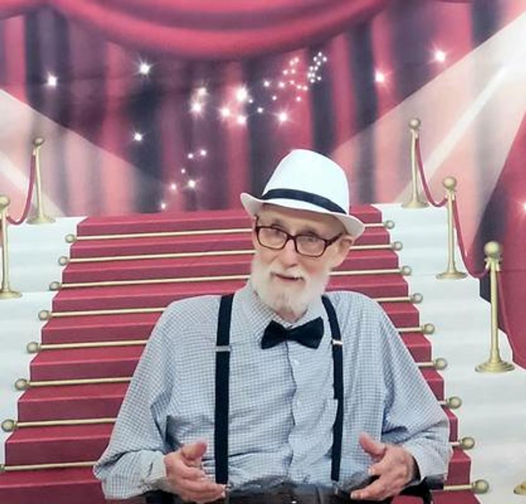 Leslie Charles Schmidt