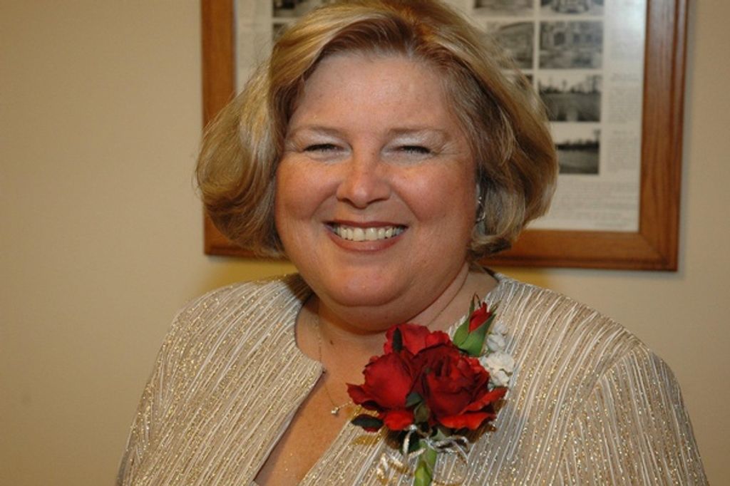 Pamela Sue Chenos