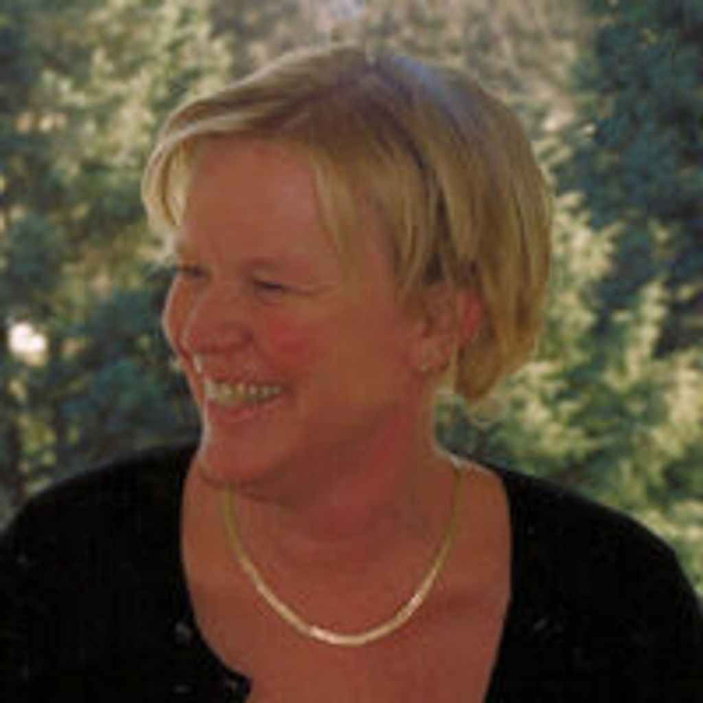 Carolyn Adrianse
