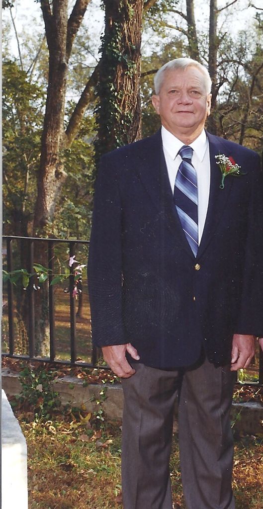 Mr. Bobby "Cotton" Collett Profile Photo