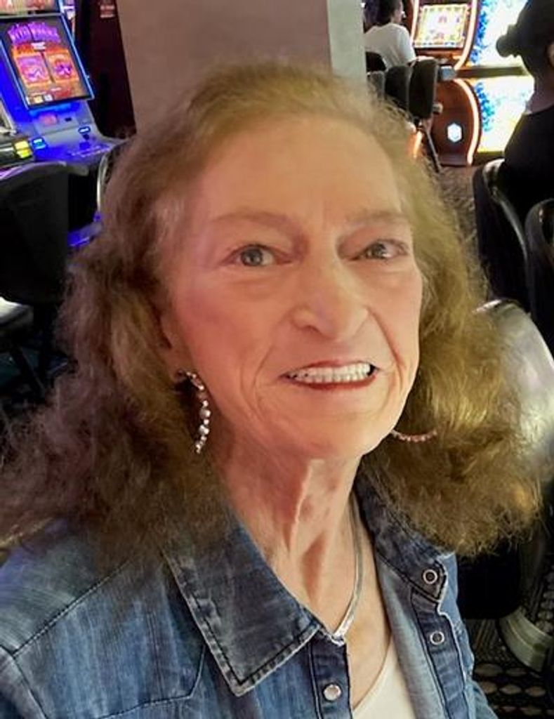 Carolyn Robertson Profile Photo