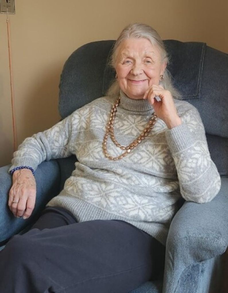 Agnete Dinesen Huestis Profile Photo