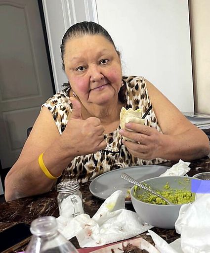 Maria Guadalupe Salinas photo gallery thumbnail 131 of 200