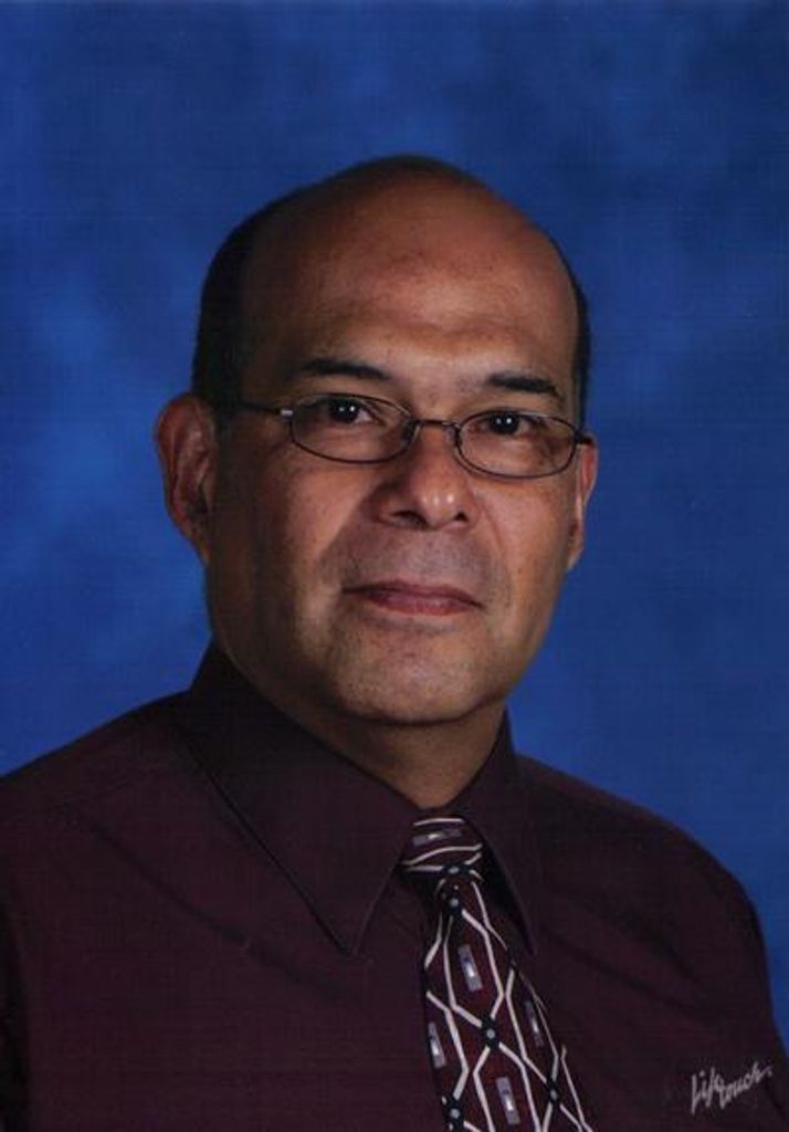 Rev. Waldemar Perez-Lopez Profile Photo