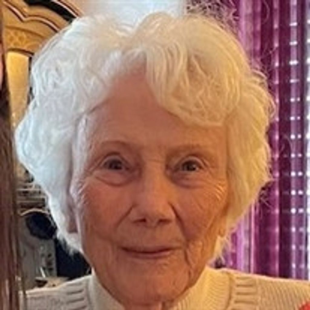 Lois Audrey Moffat