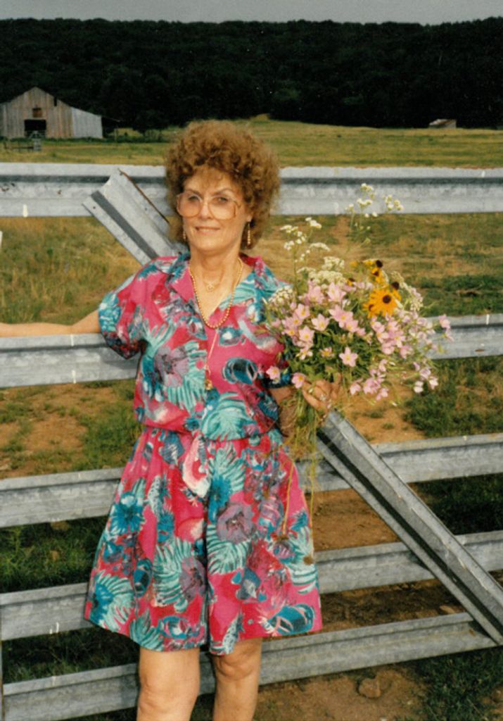 Betty (McClellan) White